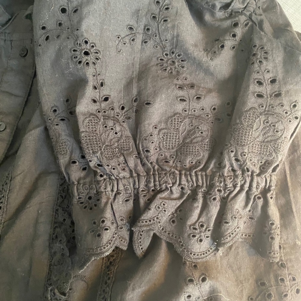 Anthropologie Sz Lg Coquette Black Eyelet Cotton Button Front Puff Sleeve Blouse - Picture 8 of 11